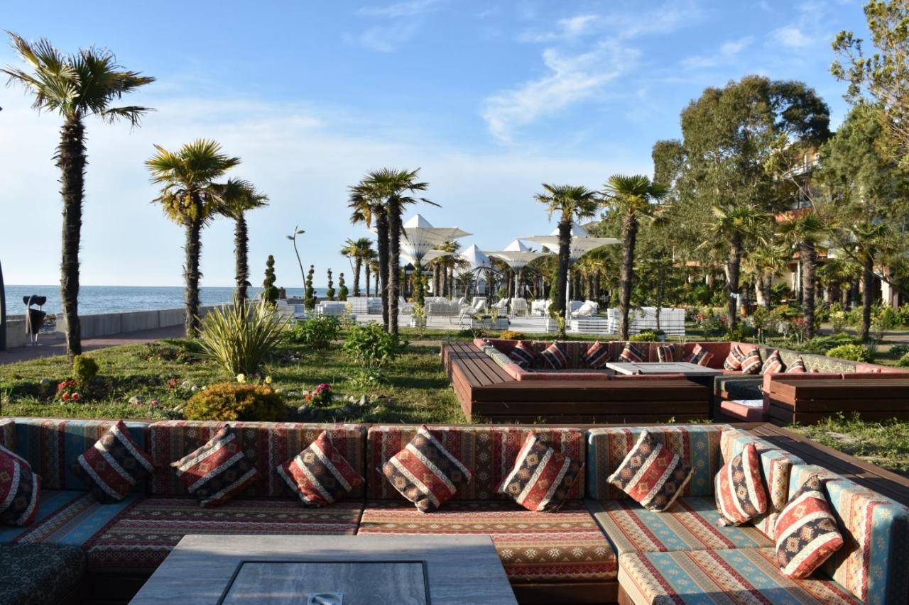Luxury Oasis Apartment Chakvi Esterno foto