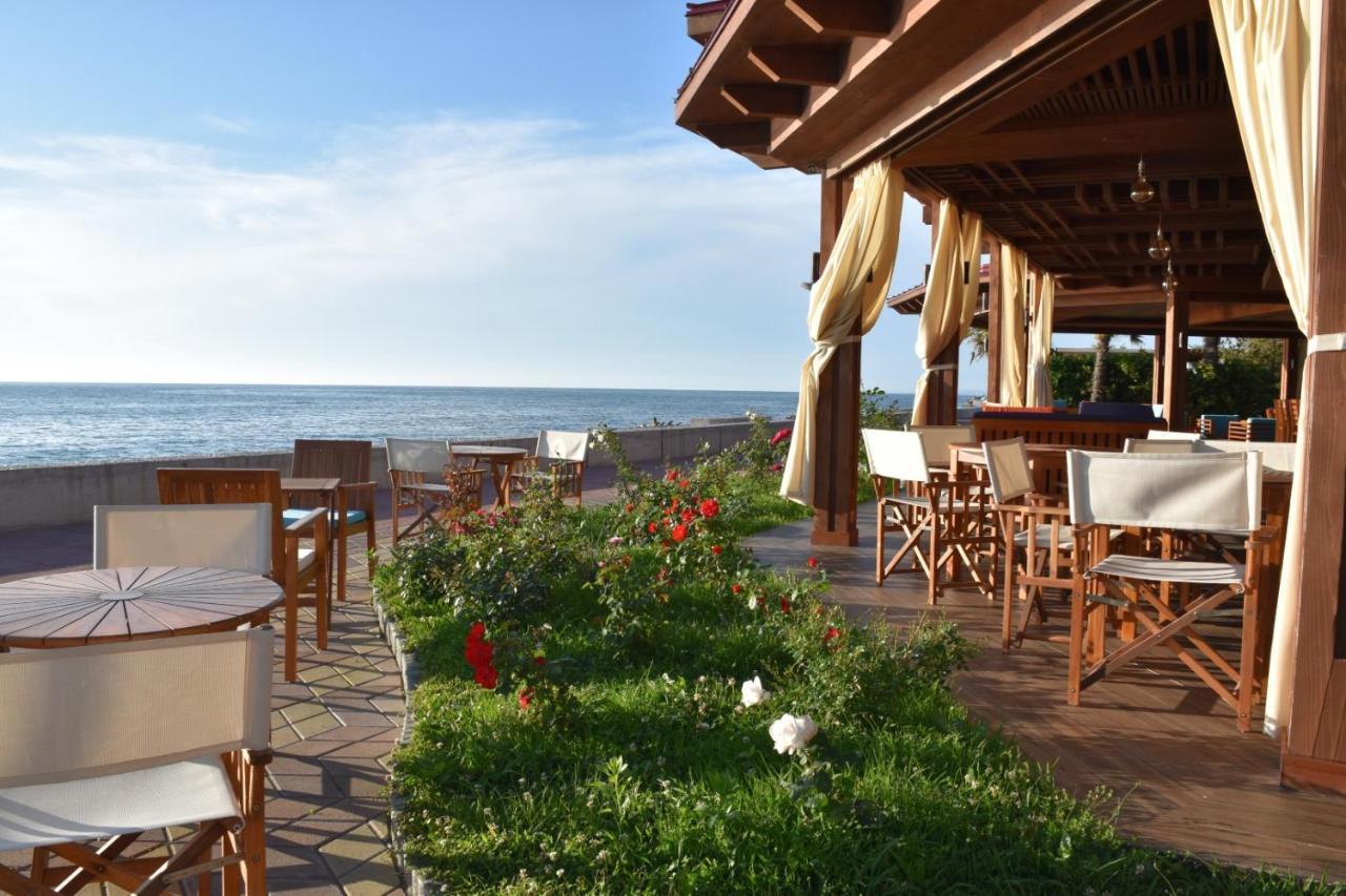 Luxury Oasis Apartment Chakvi Esterno foto